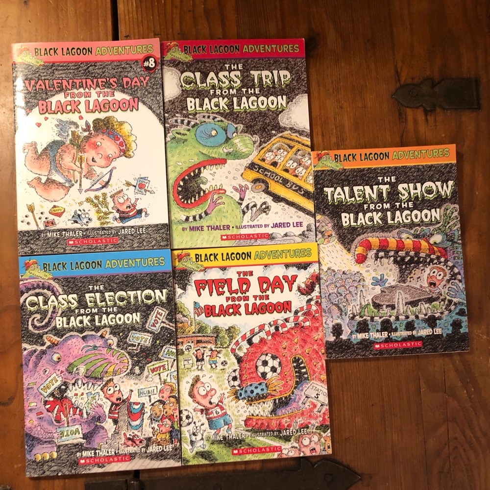 5 Black Lagoon Beginning Chapter Books for children
